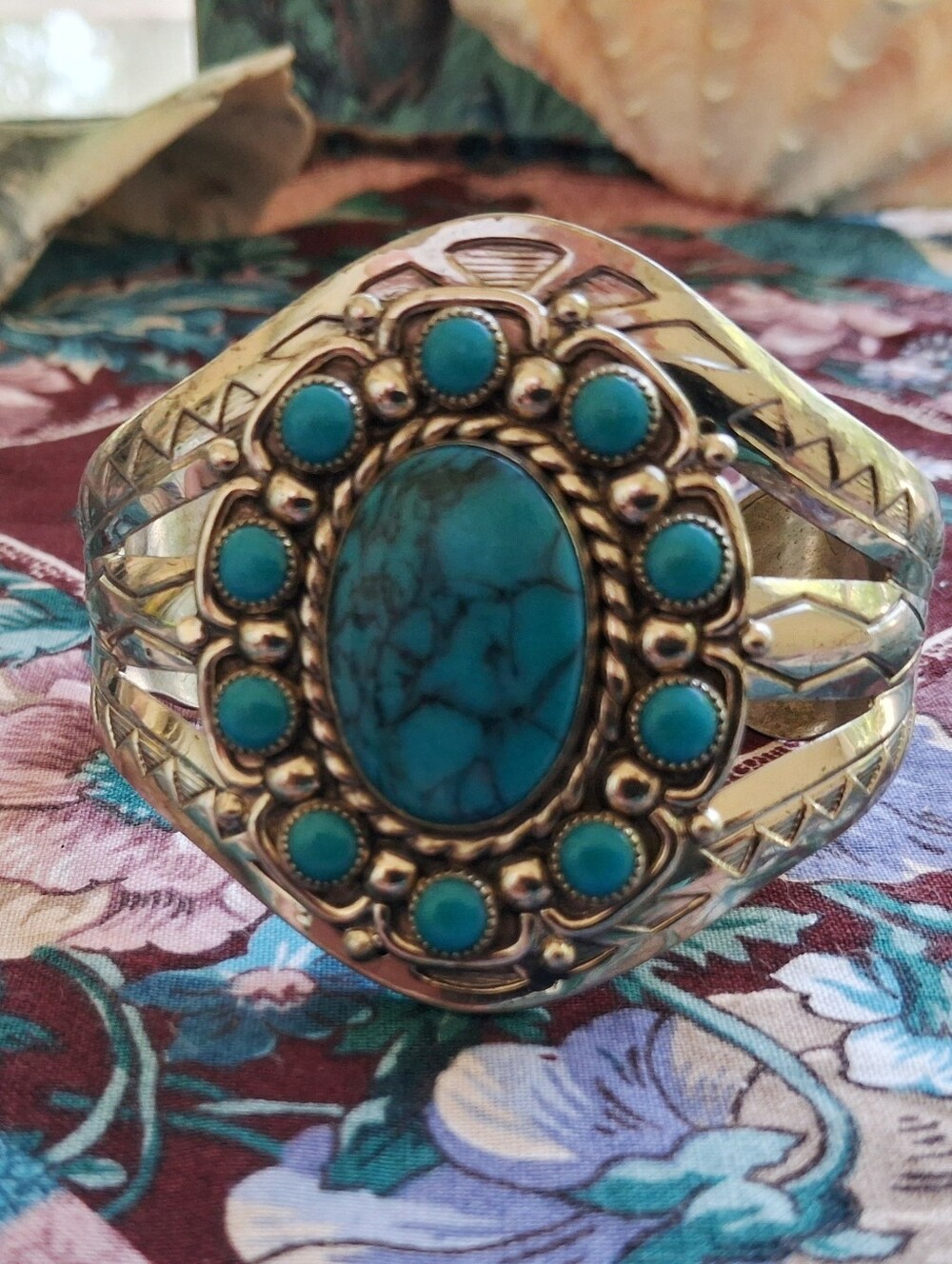 GORGEOUS FRED HARVEY TURQUIOSE NICKEL SILVER CUFF